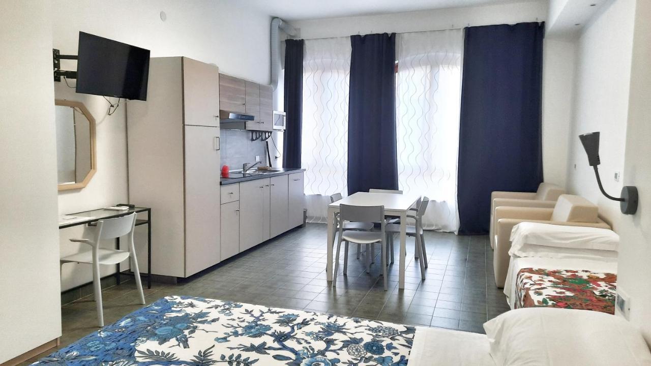 Residence Argentina R.T.A. Spotorno Ruang foto