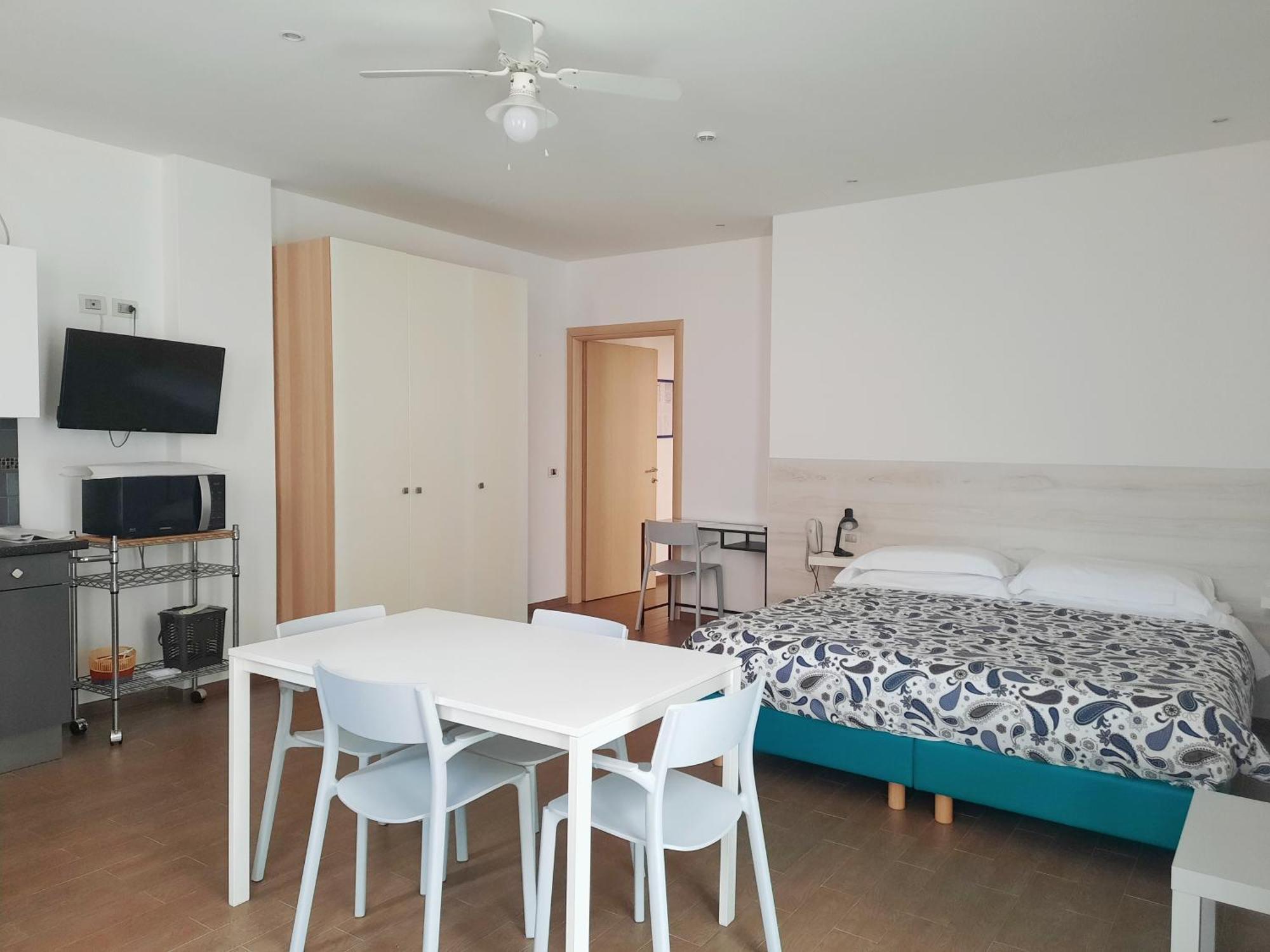 Residence Argentina R.T.A. Spotorno Bagian luar foto